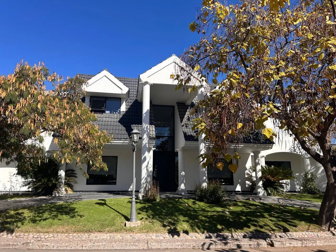 Casa EN VENTA CHACRAS DE FARRELL 5