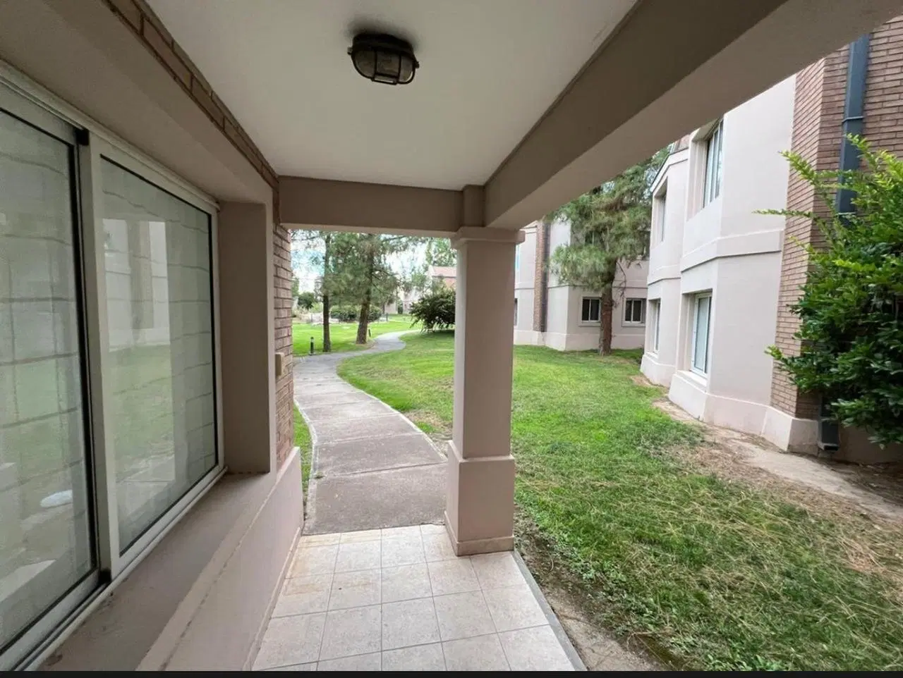Duplex en venta Barrio Pueyrredón Chacras de Coria 2