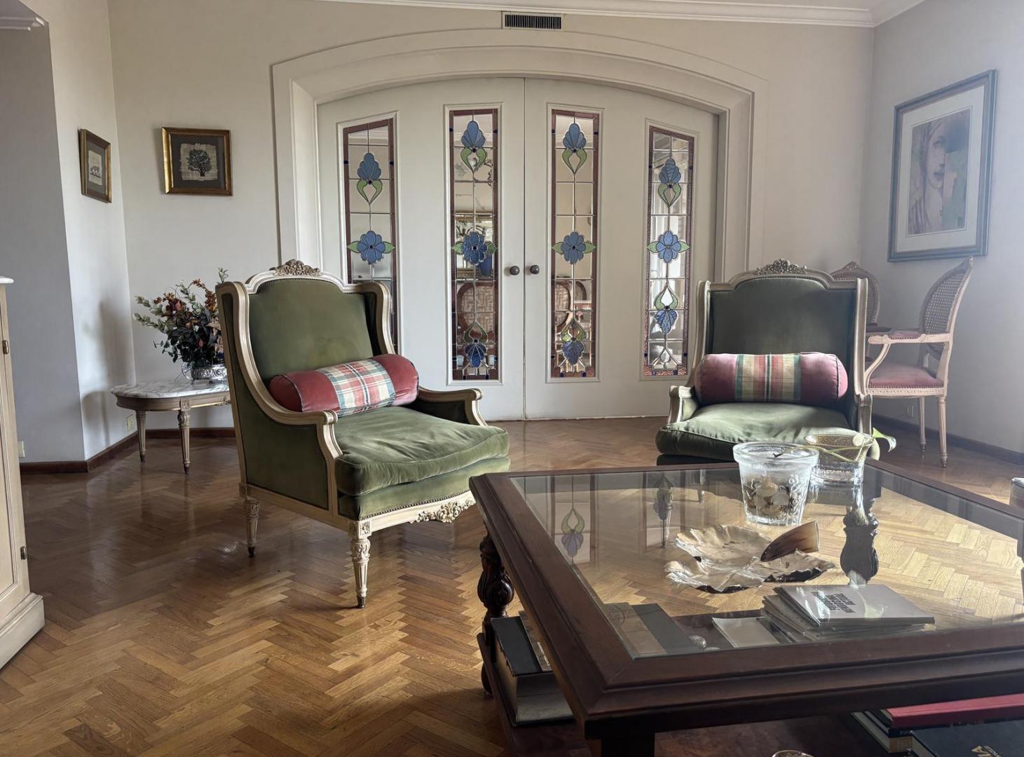 Departamento en  Calle Granaderos y Emilio Civit