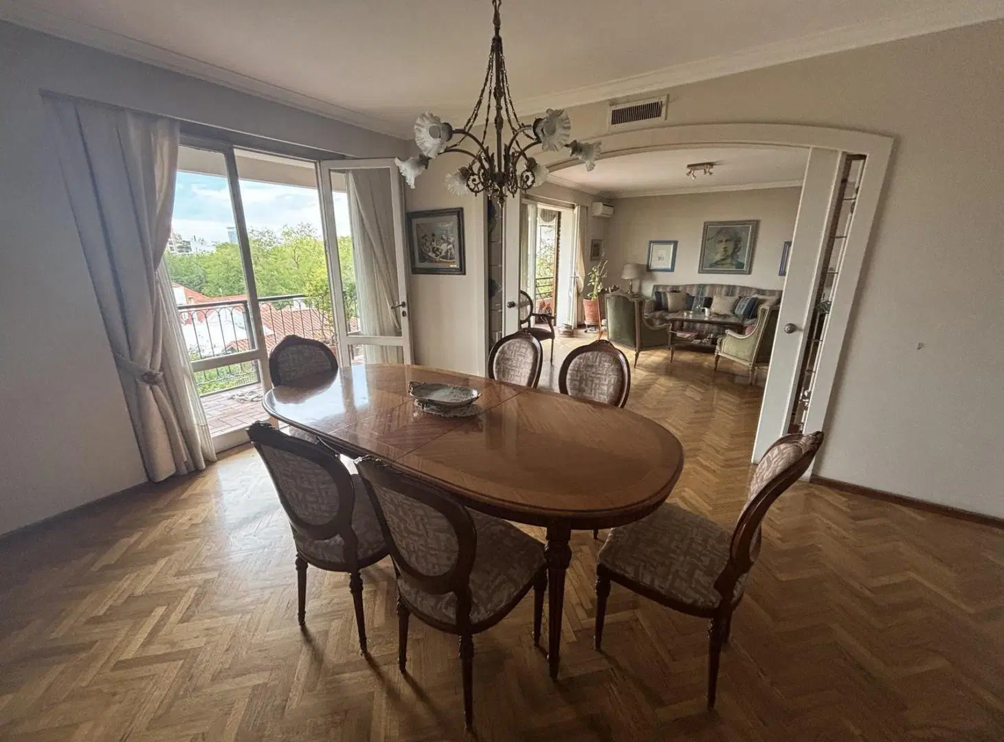 Departamento en  Calle Granaderos y Emilio Civit 4