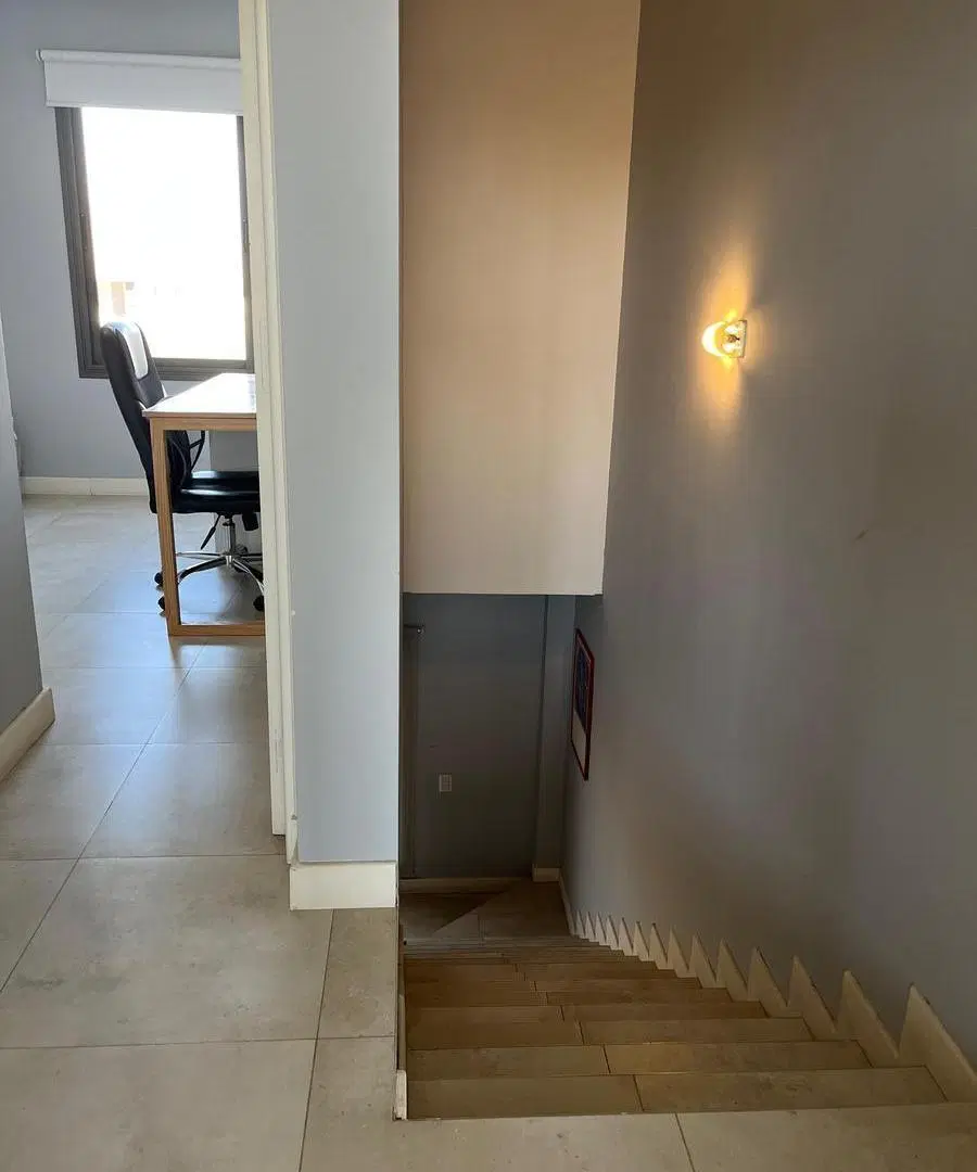 Amplio duplex en venta con patio y parrilla 4