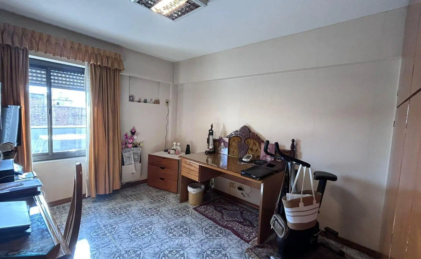 SEMI PISO EN VENTA PLENO CENTRO DE MENDOZA 4