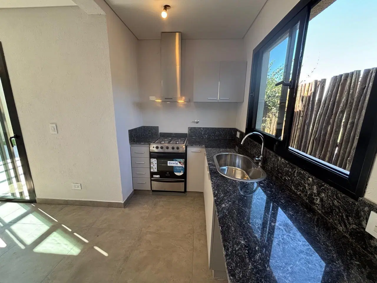 Casa en venta a estrenar 3 dormitorios 2