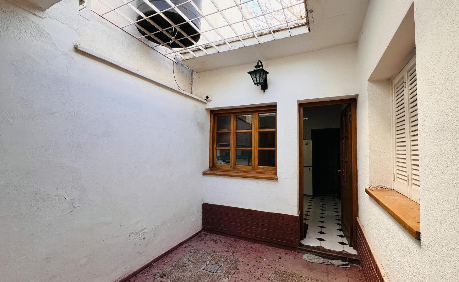 Foto de Casa en venta Barrio Bombal, Ciudad de Mendoza., imagen 3