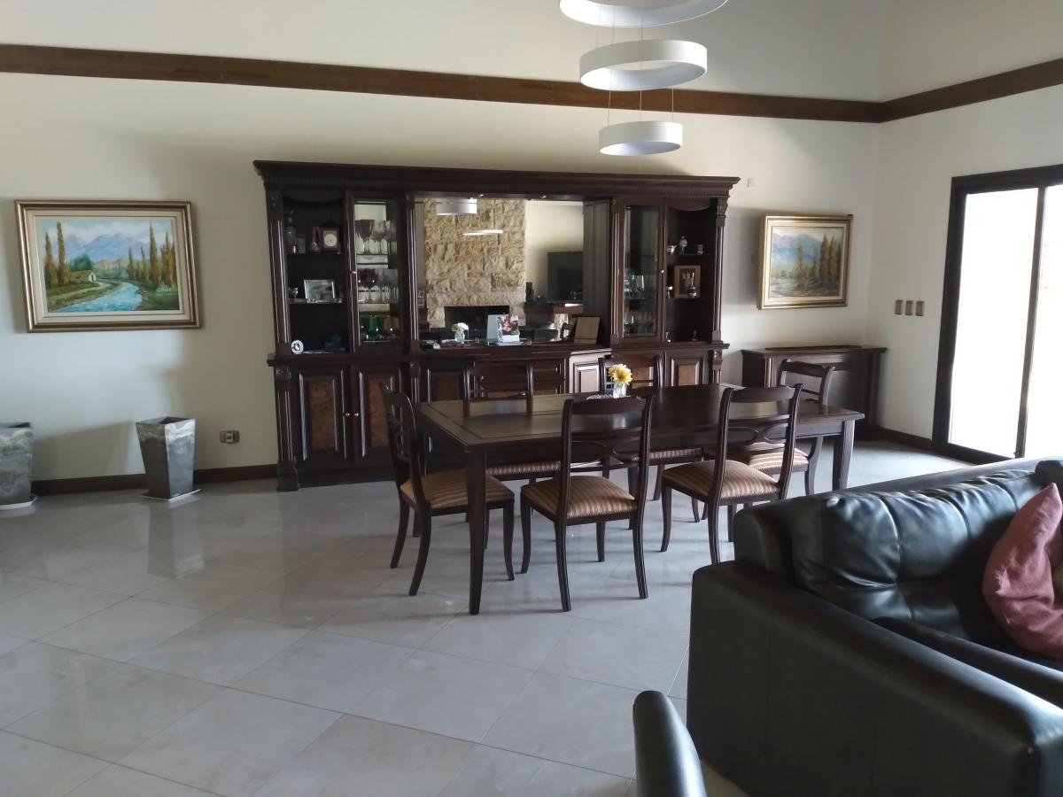 Foto de VENDO CASA EN BARRIO PALMARES - LA MEJOR UBICACIÓN y CALIDAD, imagen 2