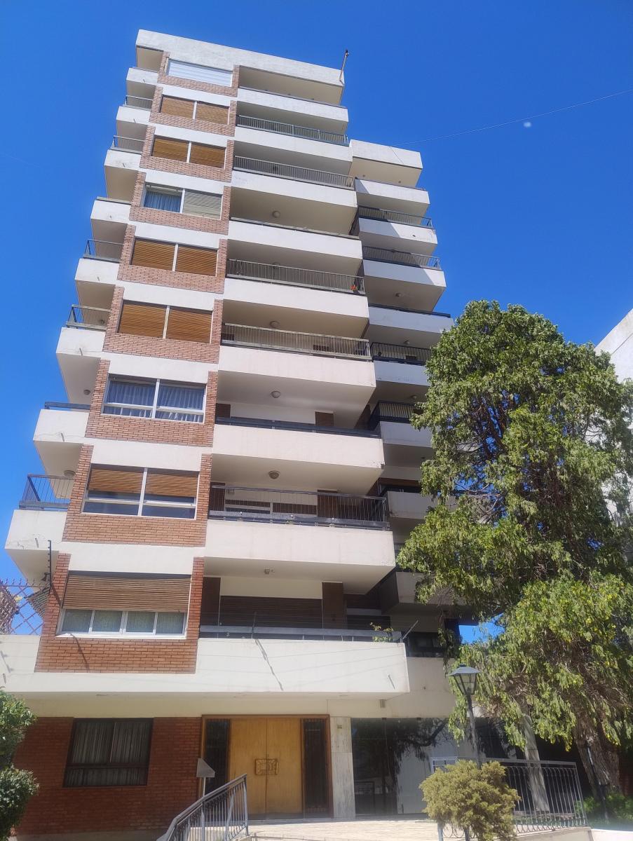 Vendo Excelente Departamento - Quinta Seccion 2