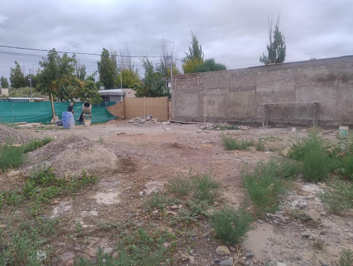 Vendo Lote 300 m² - Barrio Ampros VII - Maipú - Mendoza 3