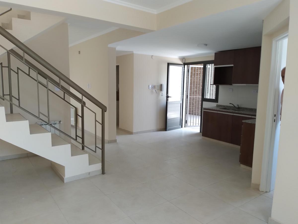 Vendo Casa a Estrenar - Oportunidad - Barrio Utma - Guaymallén 1