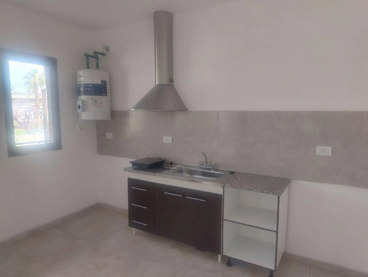 DEPARTAMENTO DE UN DORMITORIO, COCINA y COCHERA 2