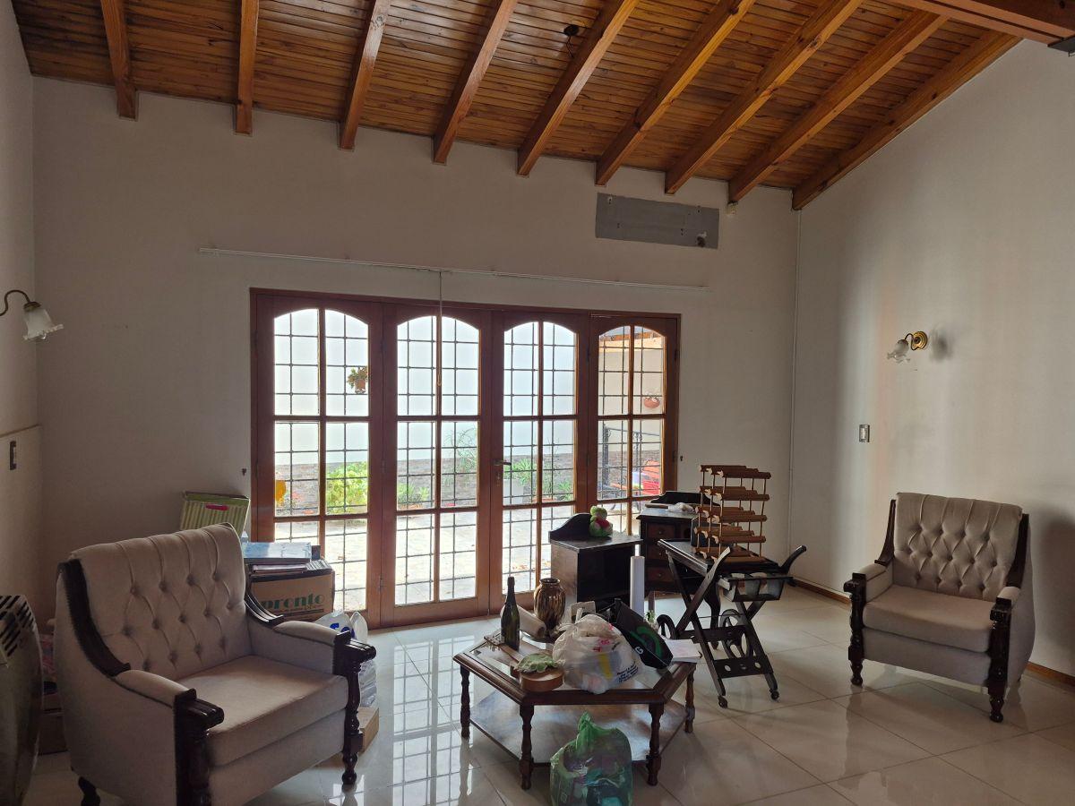 Foto de VENDO CASA 3 DORMITORIOS - 3 BAÑOS - COCHERA DOBLE, imagen 5