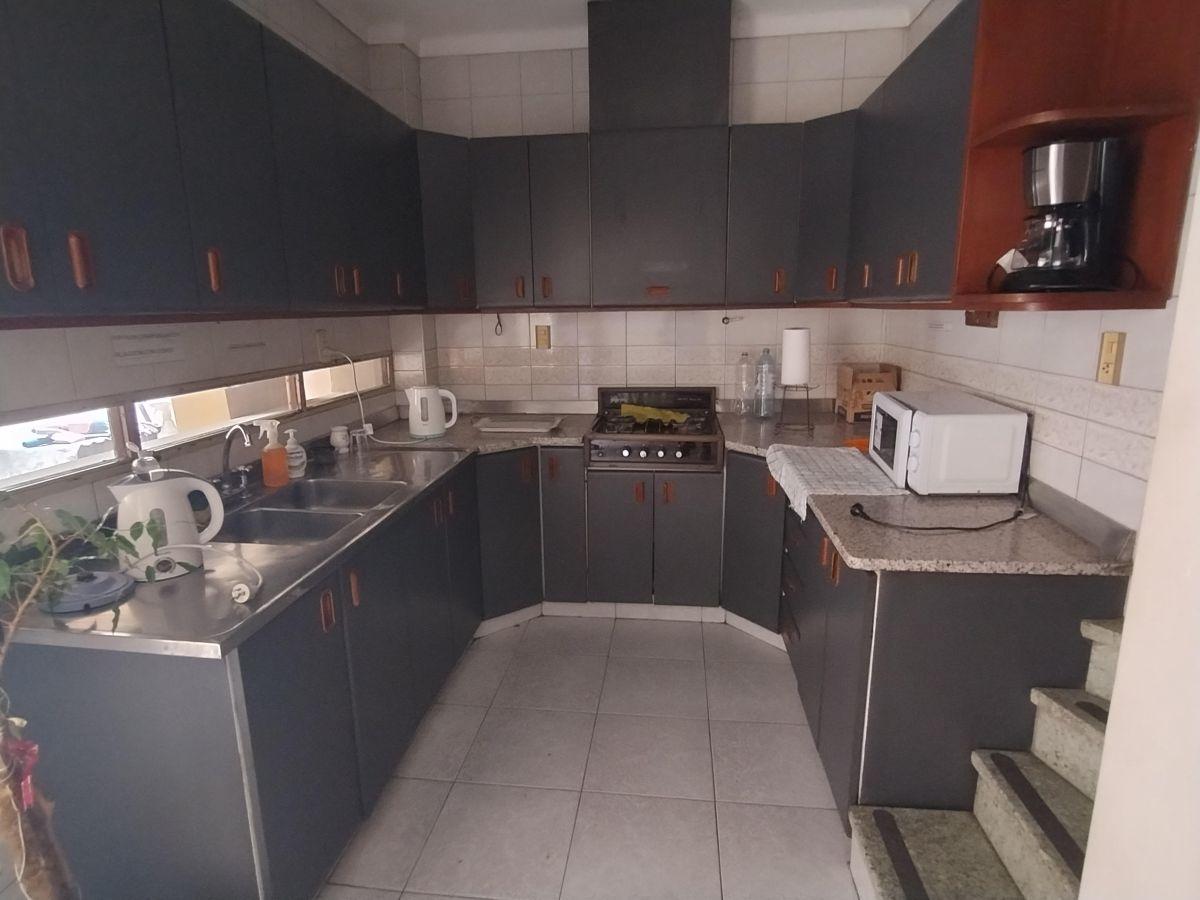 Foto de VENDO CASA - VIVIENDA FAMILIAR - ESTUDIOS - USO COMERCIAL, imagen 3