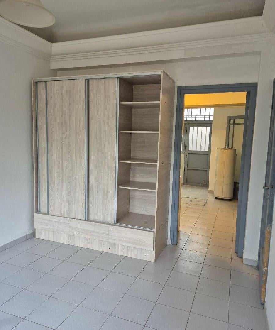 Foto de ALQUILO CASA PLANTA BAJA DE DOS DORMITORIOS - VILLA HIPÓDROMO, imagen 3