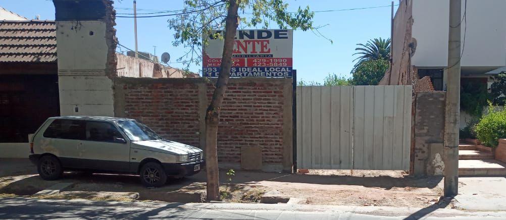 LOTE BARRIO BOMBAL SOBRE YRIGOYEN