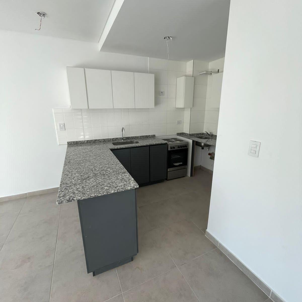 Departamento 100 m Plaza Godoy Cruz 3