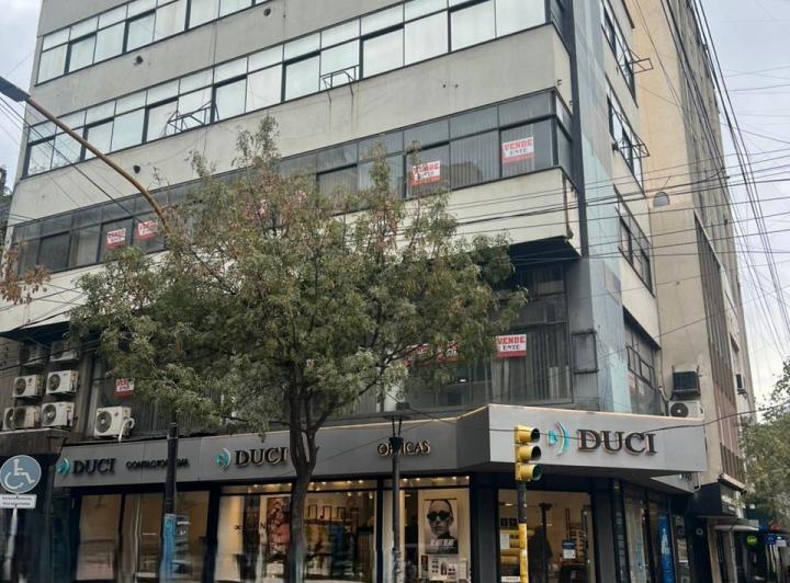 EDIFICIO ESQUINA 9 DE JULIO ESQUINA ESPEJO 2