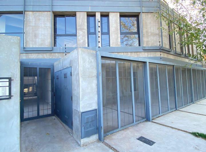 DEPARTAMENTO METROS CARRIL URQUIZA 5