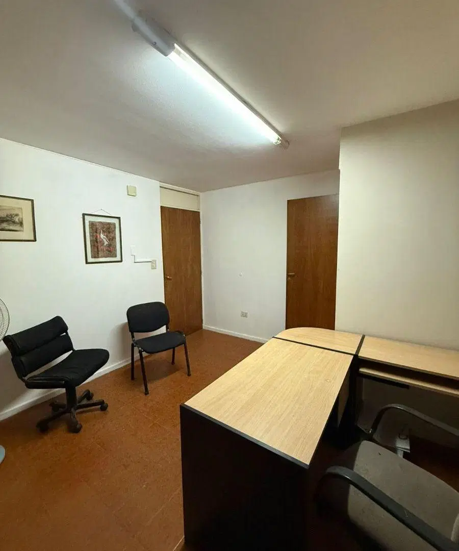 OFICINA CENTRICA MITRE CASI COLON 8