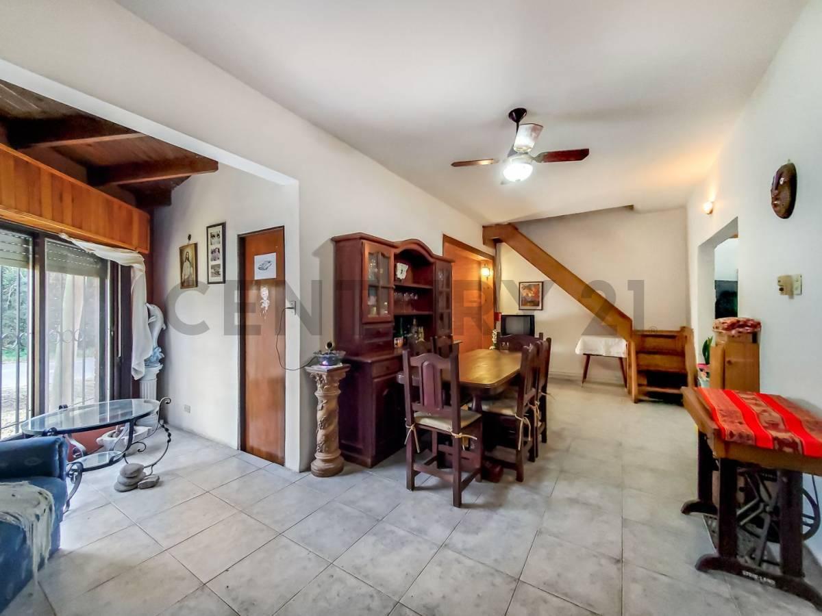 Casa en venta en Villa Elisa