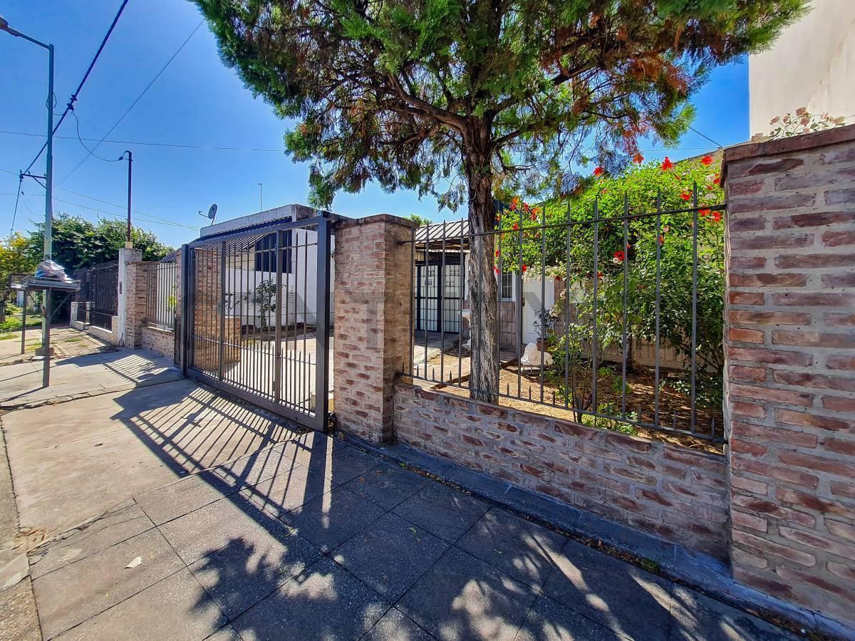 Casa en Venta en Villa Elvira, en 81 entre 120 y 121