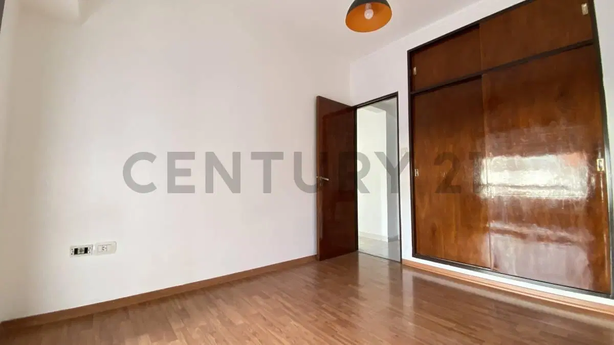 Venta departamento un dormitorio 45 e 12 y 13 4