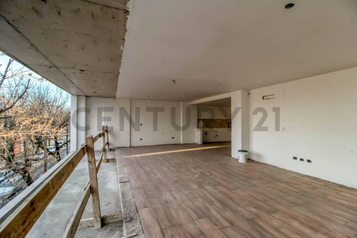 VENTA - DEPARTAMENTOS 2 DORMITORIOS DE CATEGORIA, COCHERA Y AMENITIES 3