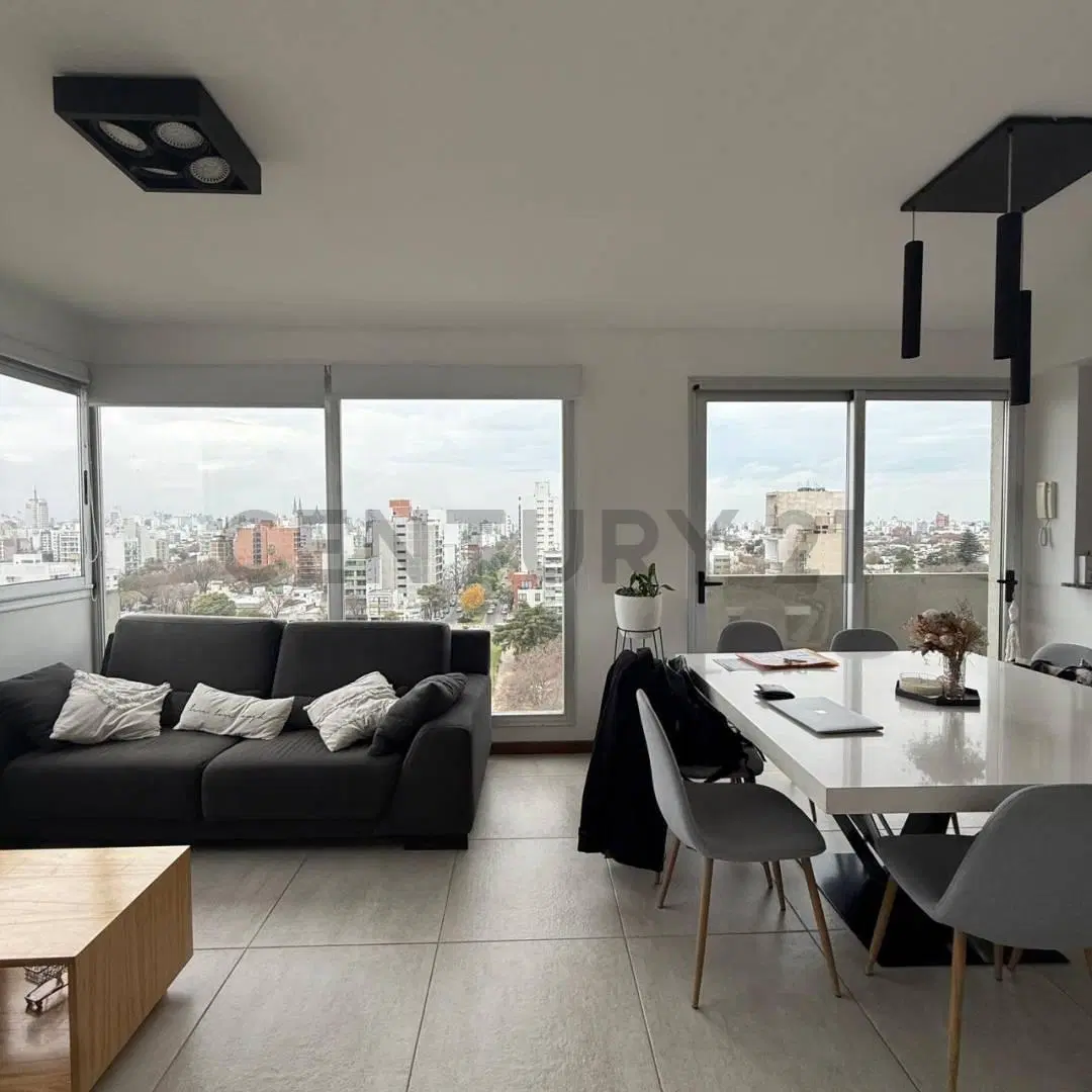 Departamento en venta de 2 dormitorios con terraza privada y cochera 2