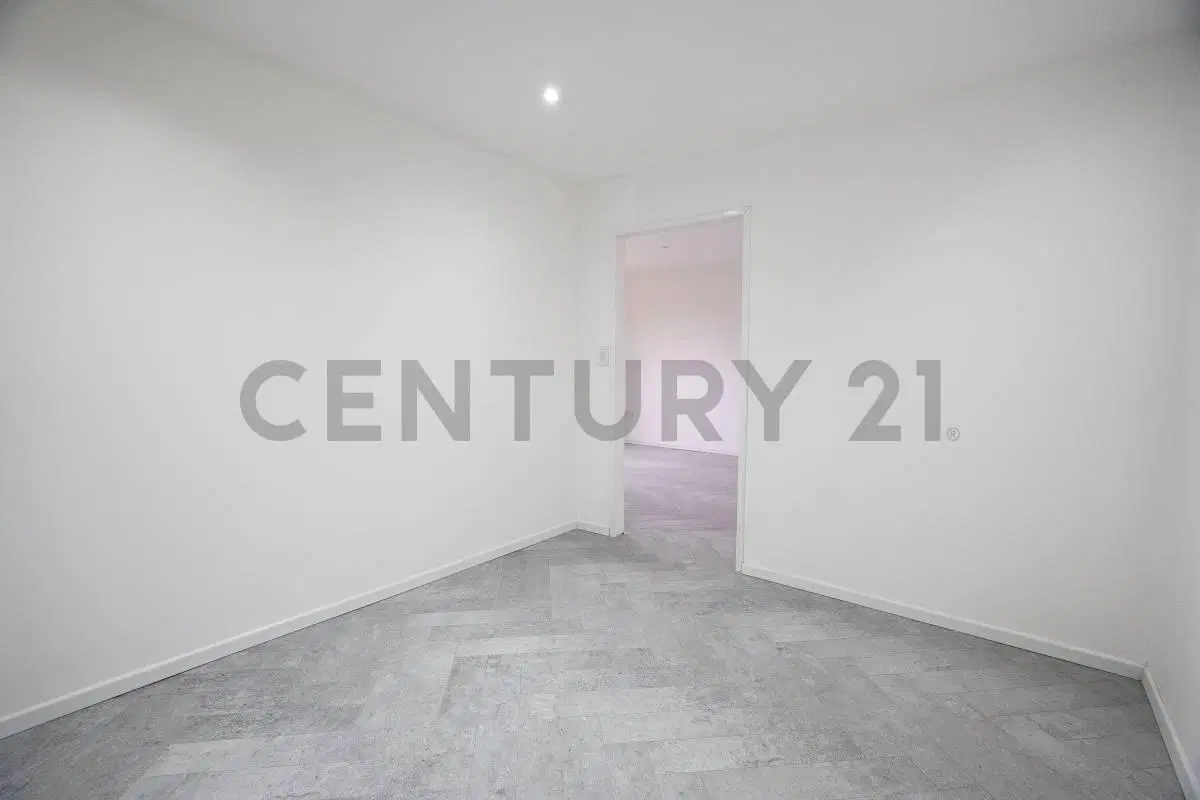 CASA A ESTRENAR EN TOLOSA | 4 DORMITORIOS POTENCIALES | DISEÑO MODERNO 5