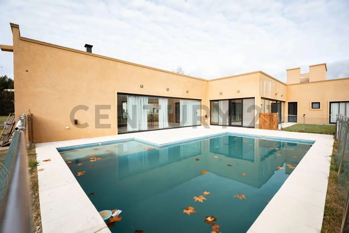 CASA EN VENTA EN AREA 60 5