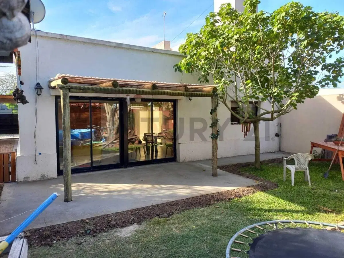 CASA 3 DORMITORIO EN VENTA EN LA PLATA 5