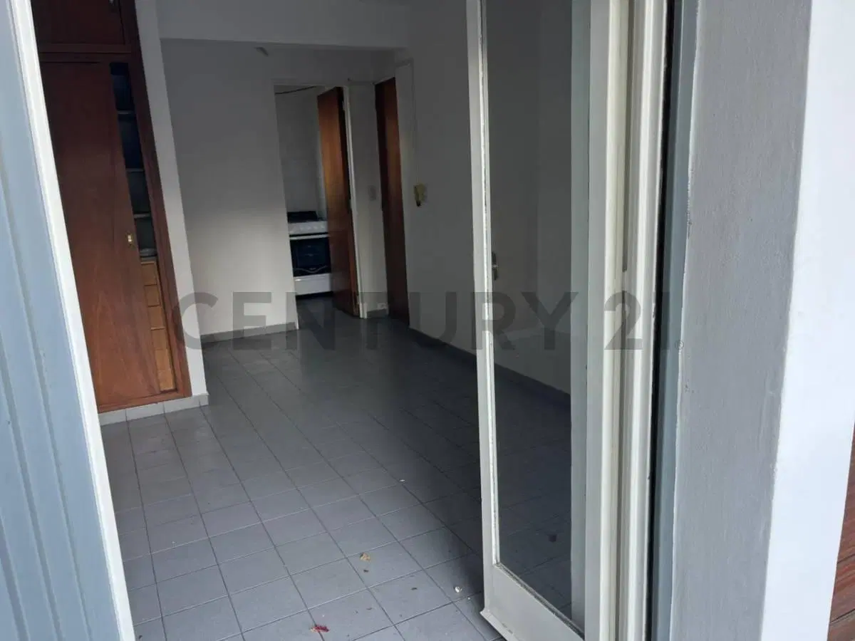 VENTA DE MONOAMBIENTE EN EL CORAZON DE LA PLATA 5