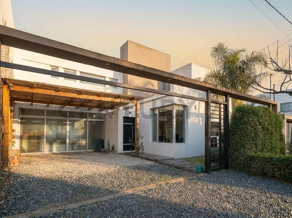 casa en venta en villa castells 3