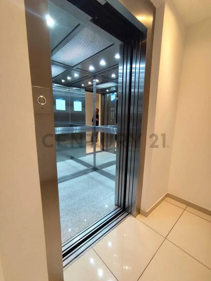 Venta de monoambiente Zona 7 y 32 4