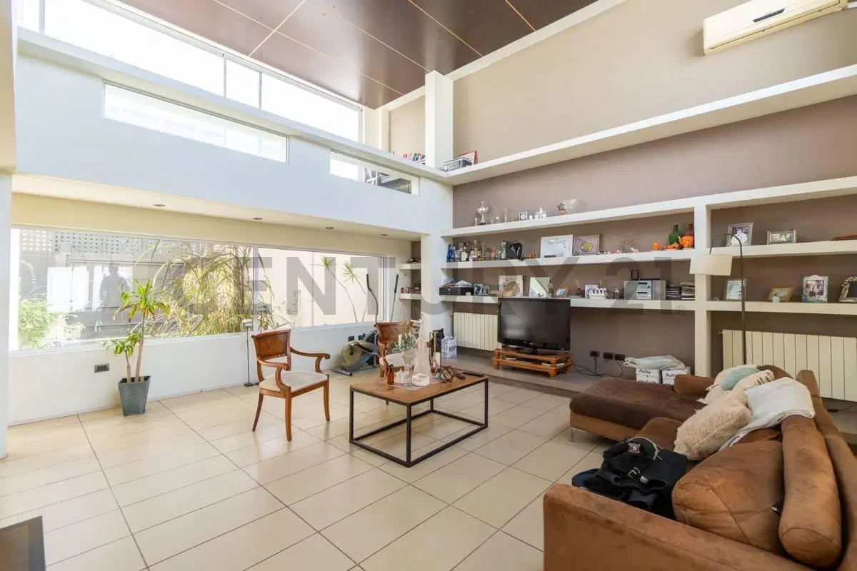 Venta de casa en La Plata 2
