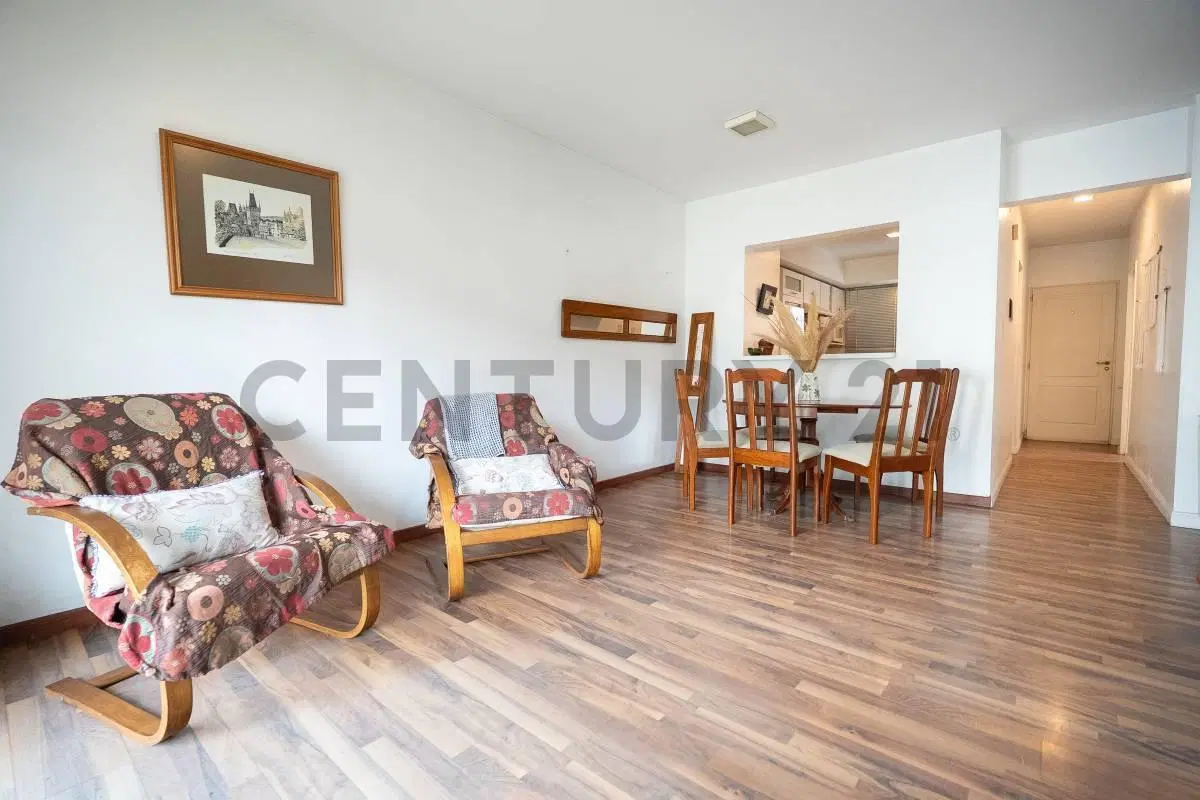 DEPARTAMENTO 2 DORMITORIO EN VENTA Calle 19 e/ 41 y 42 5