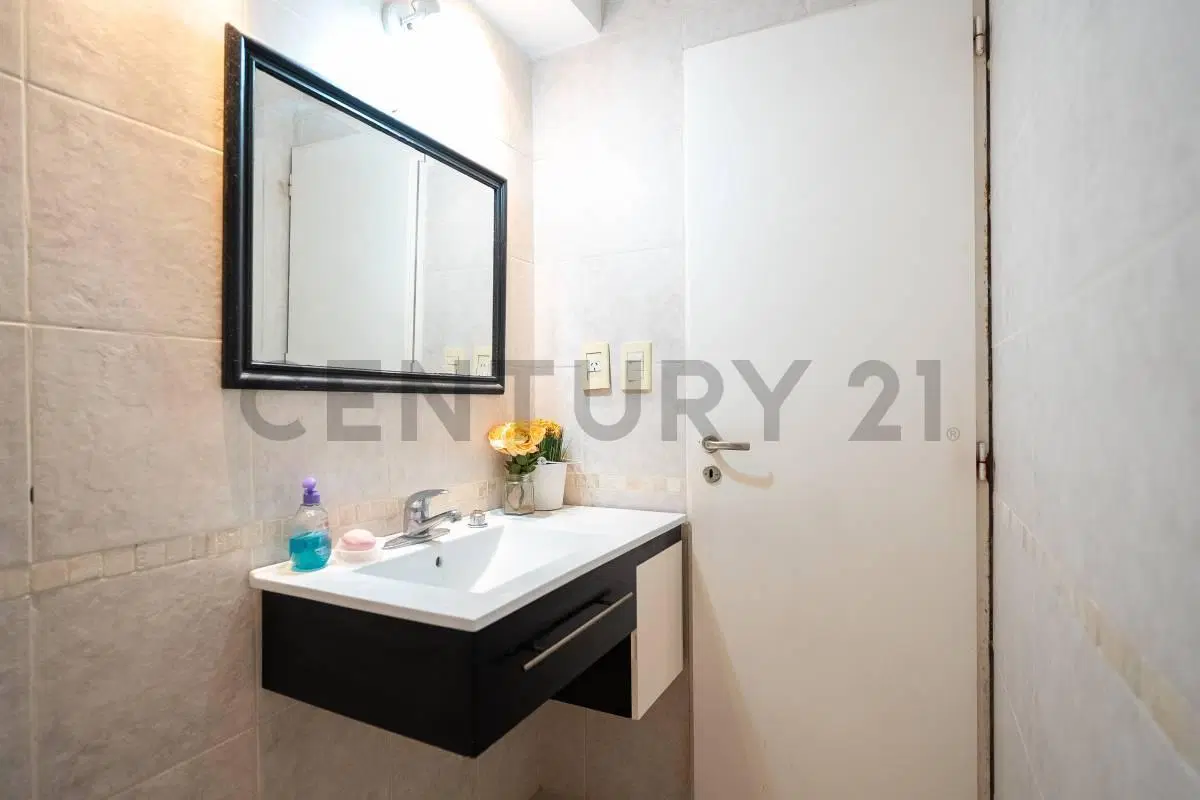 DEPARTAMENTO 2 DORMITORIO EN VENTA Calle 19 e/ 41 y 42 2