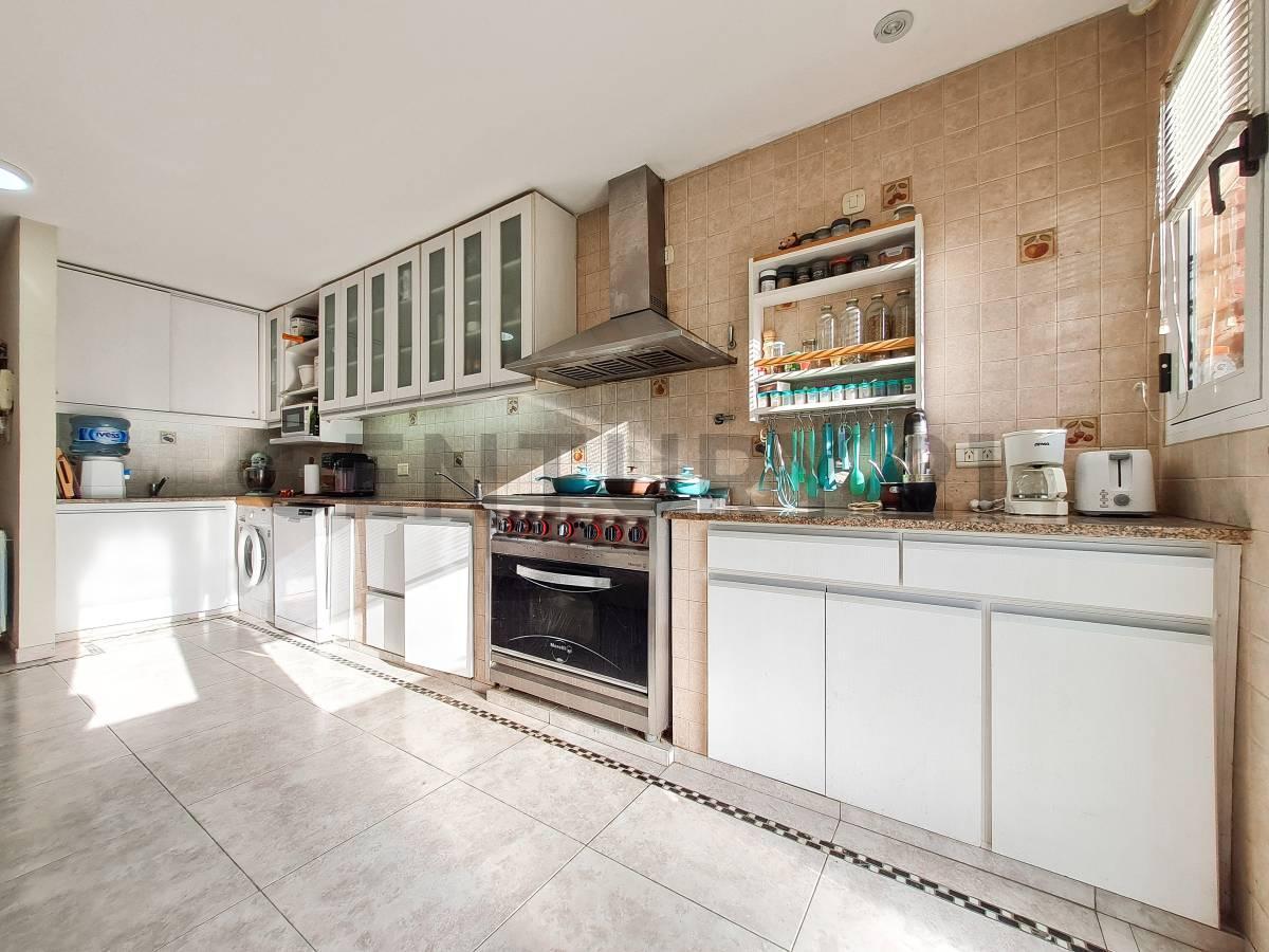 Foto de Casa en venta en city bell de 4 dormitorios, imagen 5