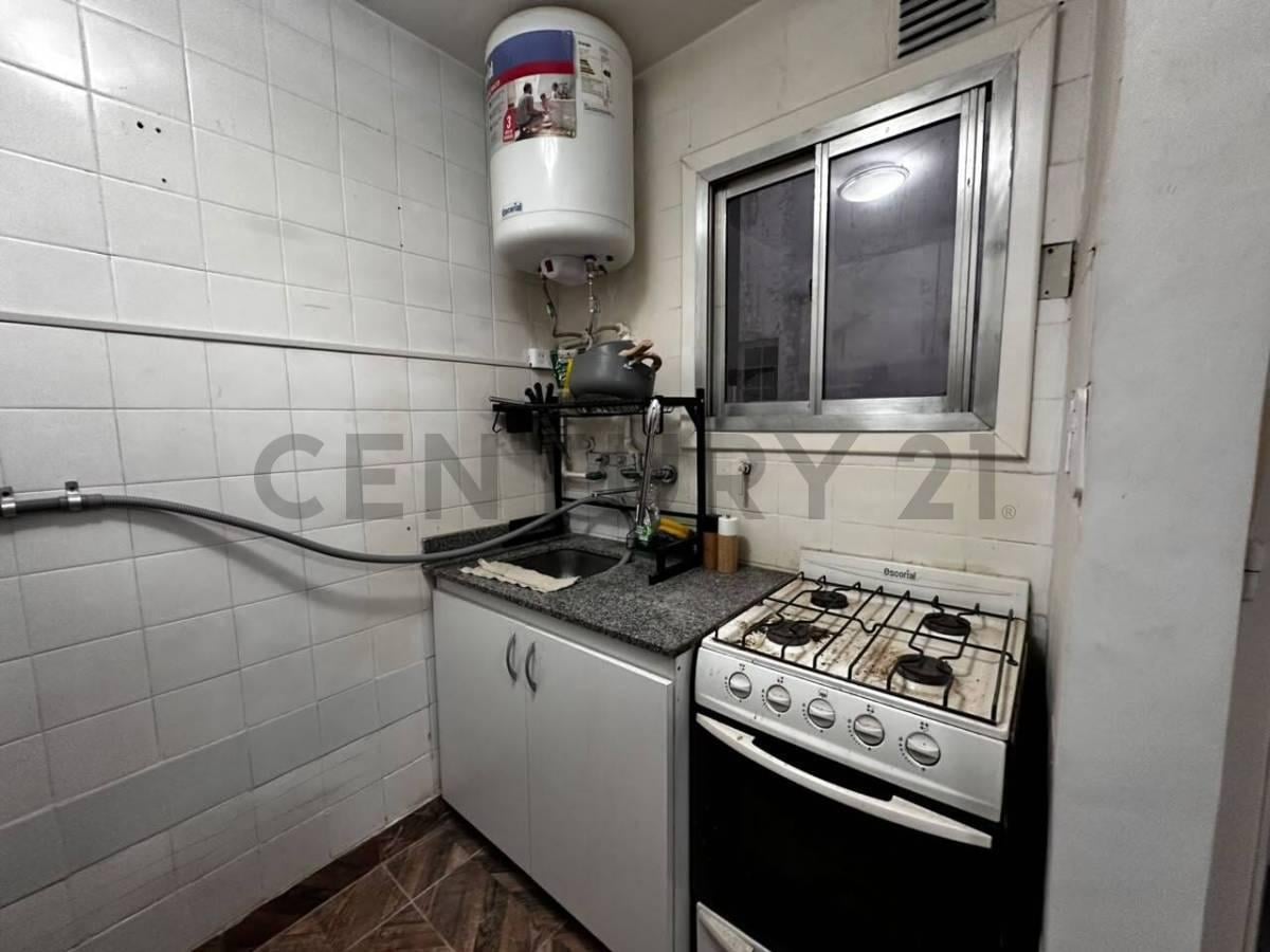Foto de DEPARTAMENTO A LA VENTA DE UN DORMITORIO EN ALMAGRO, imagen 2