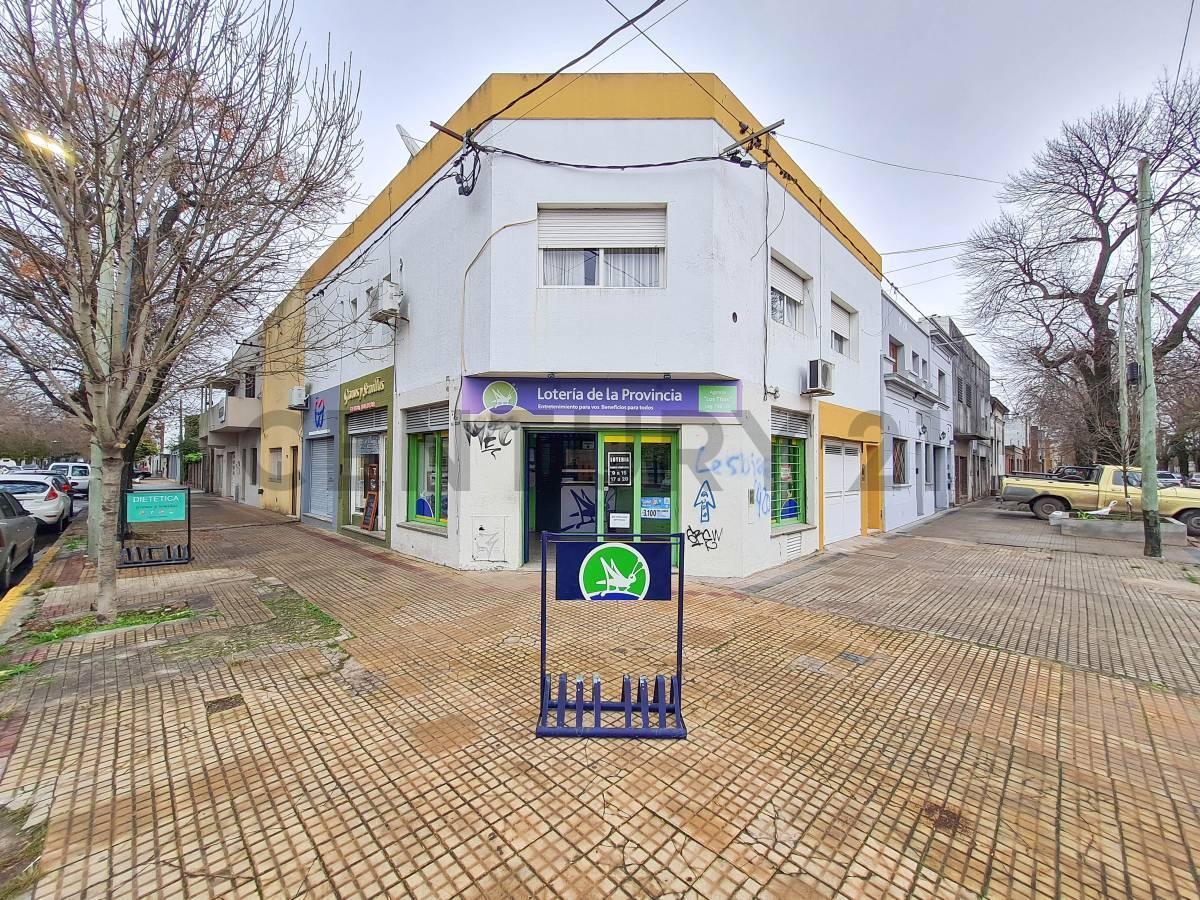 Foto de Casa en esquina + 3 locales comerciales | Excelente oportunidad de, imagen 4