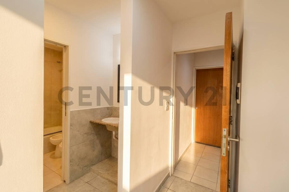 Foto de MONOAMBIENTE EN VENTA – CALLE 9 ENTRE 44 Y 45 | LA PLATA, imagen 5