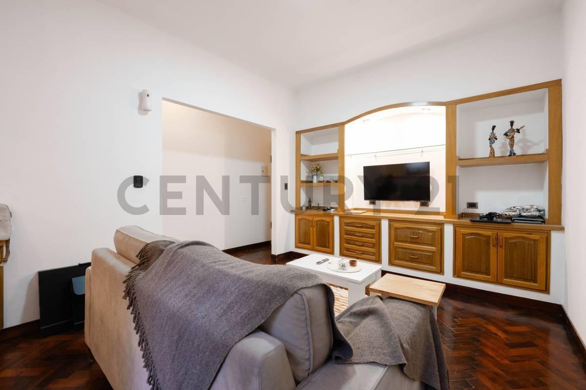 Foto de Departamento en VENTA de 2 dormitorios en el centro platense, imagen 1