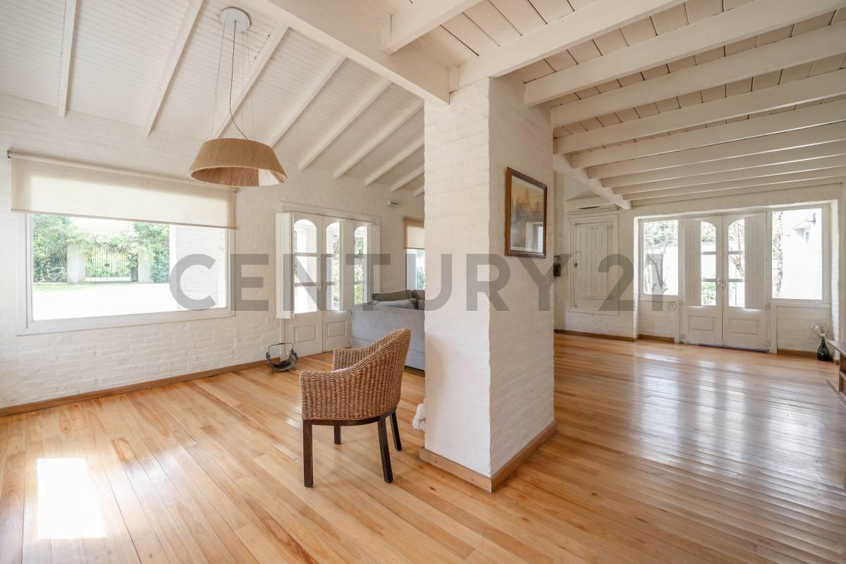 Foto de CASA EN VENTA VILLA ELISA. SOBRE 7 LOTES, 3800M2., imagen 2