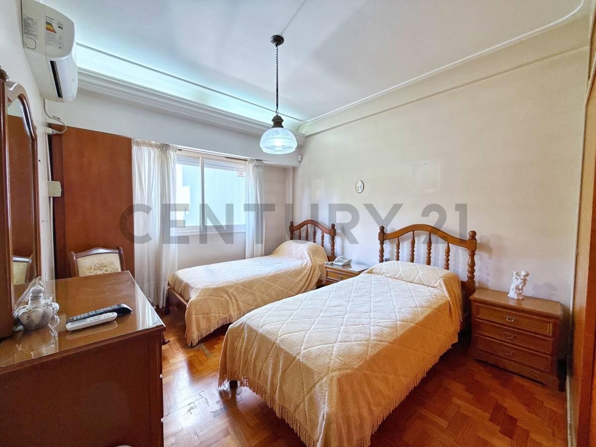Foto de Venta de departamento en La Plata, imagen 3