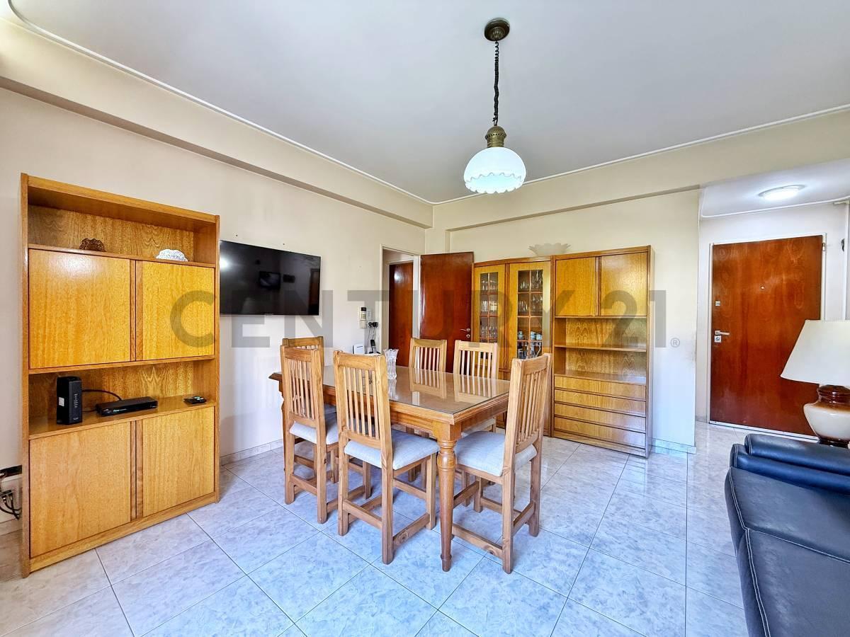Foto de Venta de departamento en La Plata, imagen 2