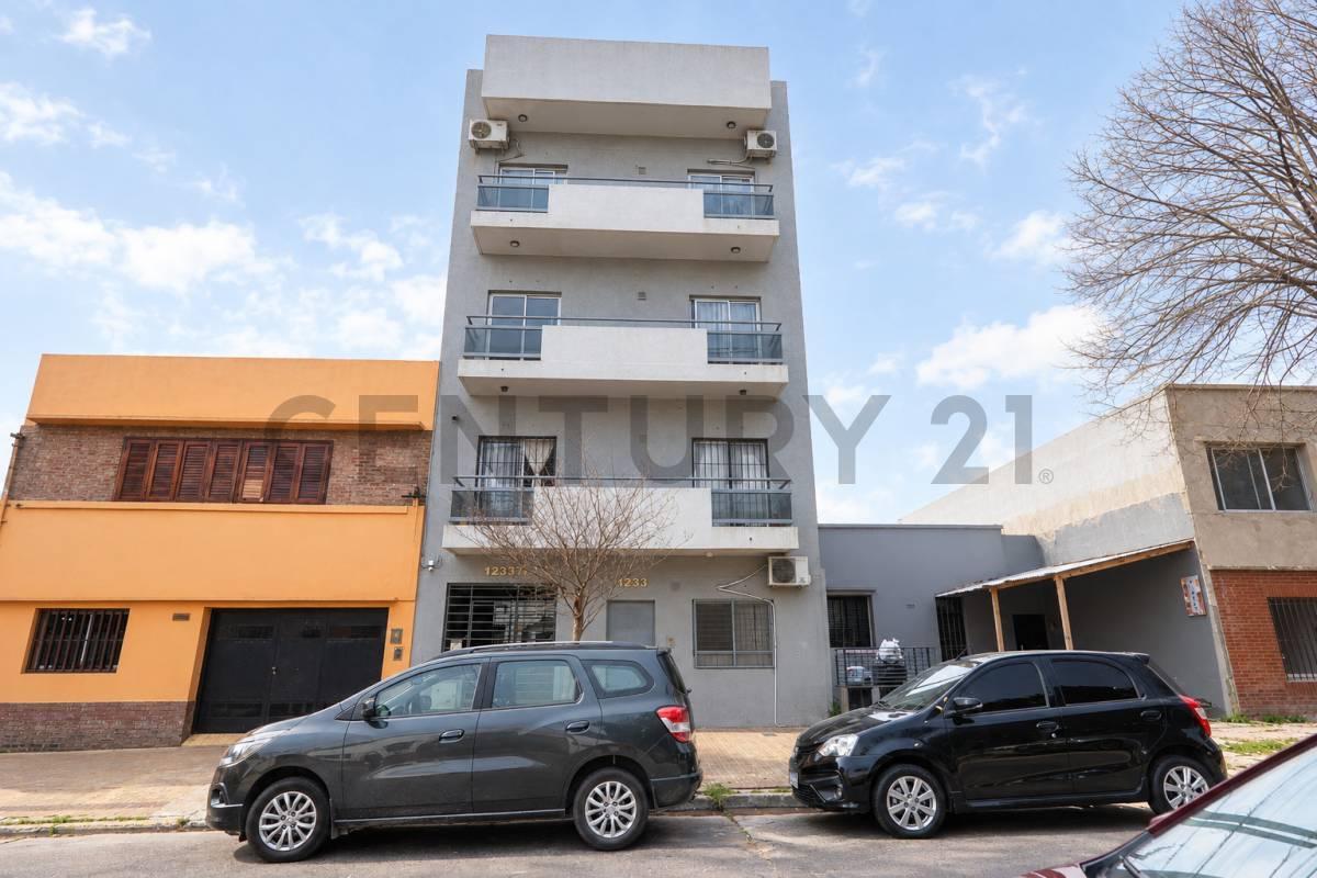 Foto de VENTA DE DEPARTAMENTO DE 1 DORMITORIO EN LA PLATA, imagen 1