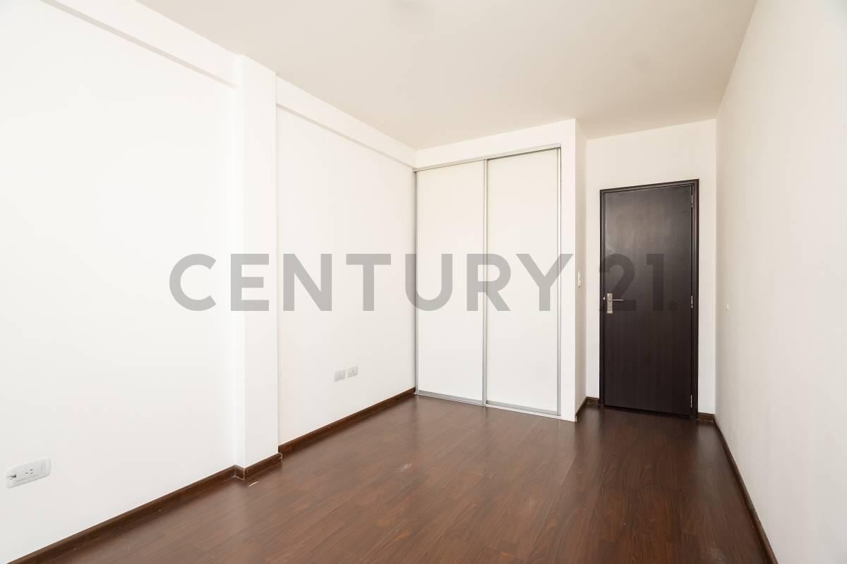 Foto de Departamento de 1 dormitorio con balcon al frente, imagen 3