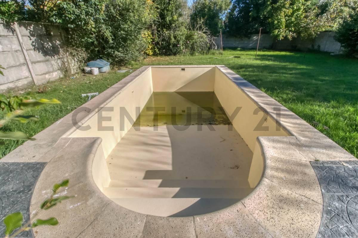 Foto de Casa en venta 3 dormitorios con pileta en City Bell 459 e/ 21c y 21d, imagen 3