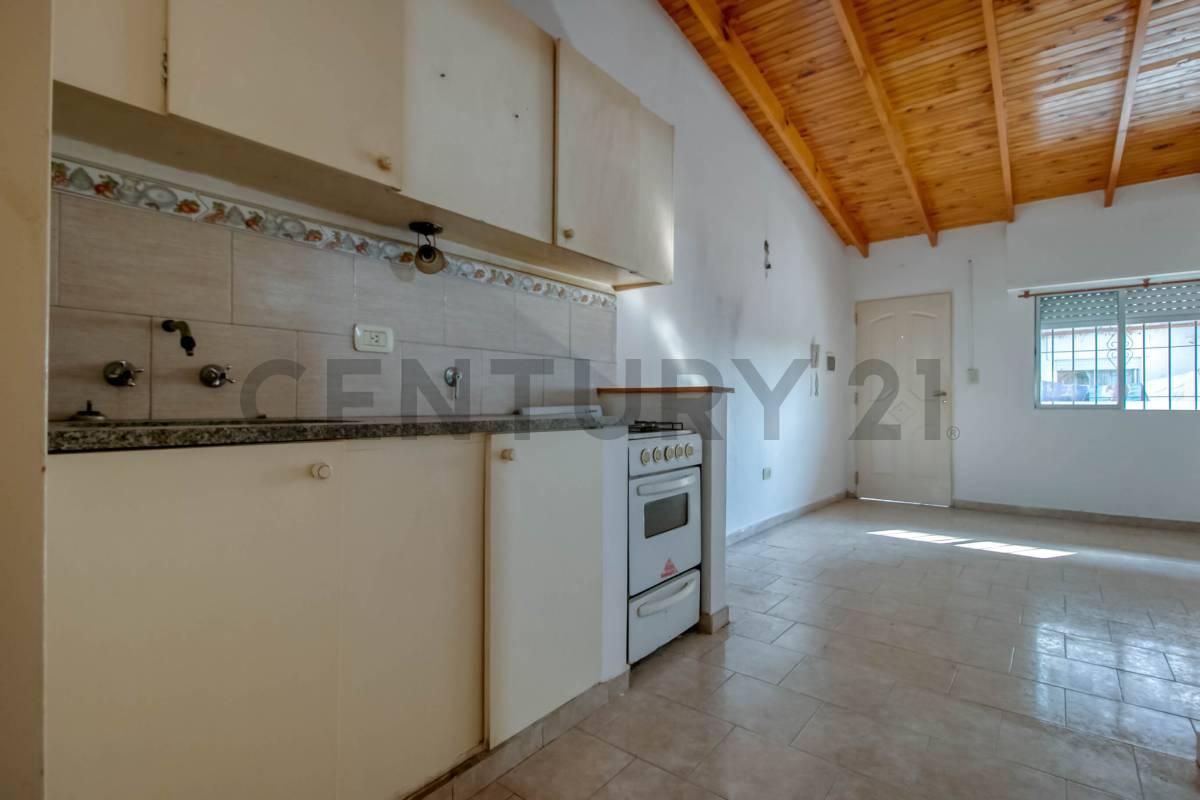 Foto de Departamento de 1 dormitorio en venta - Zona de facultades, imagen 5