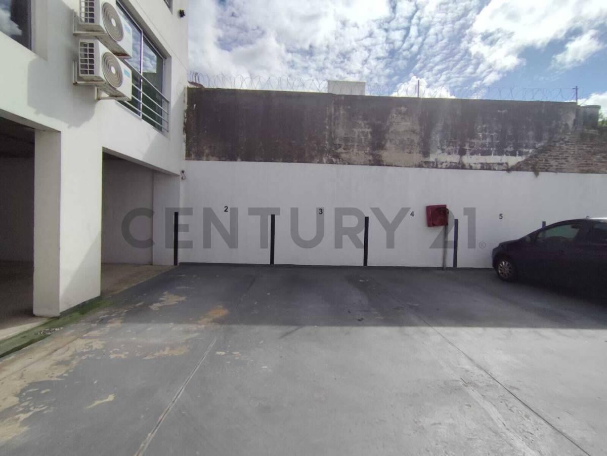 Foto de Venta de cochera en La Plata, imagen 1
