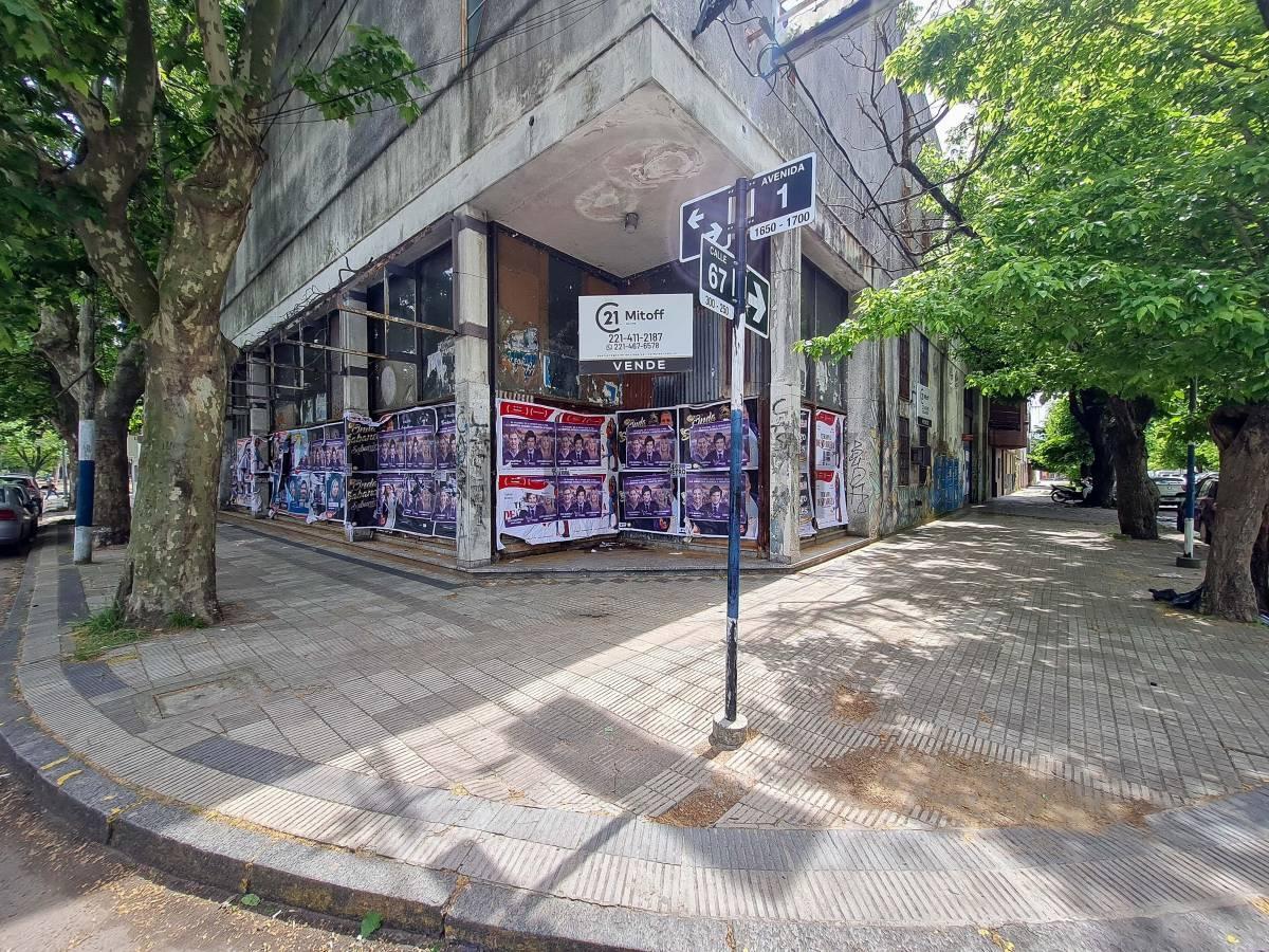 Foto de LOCAL COMERCIAL EN VENTA EN LA PLATA, imagen 1