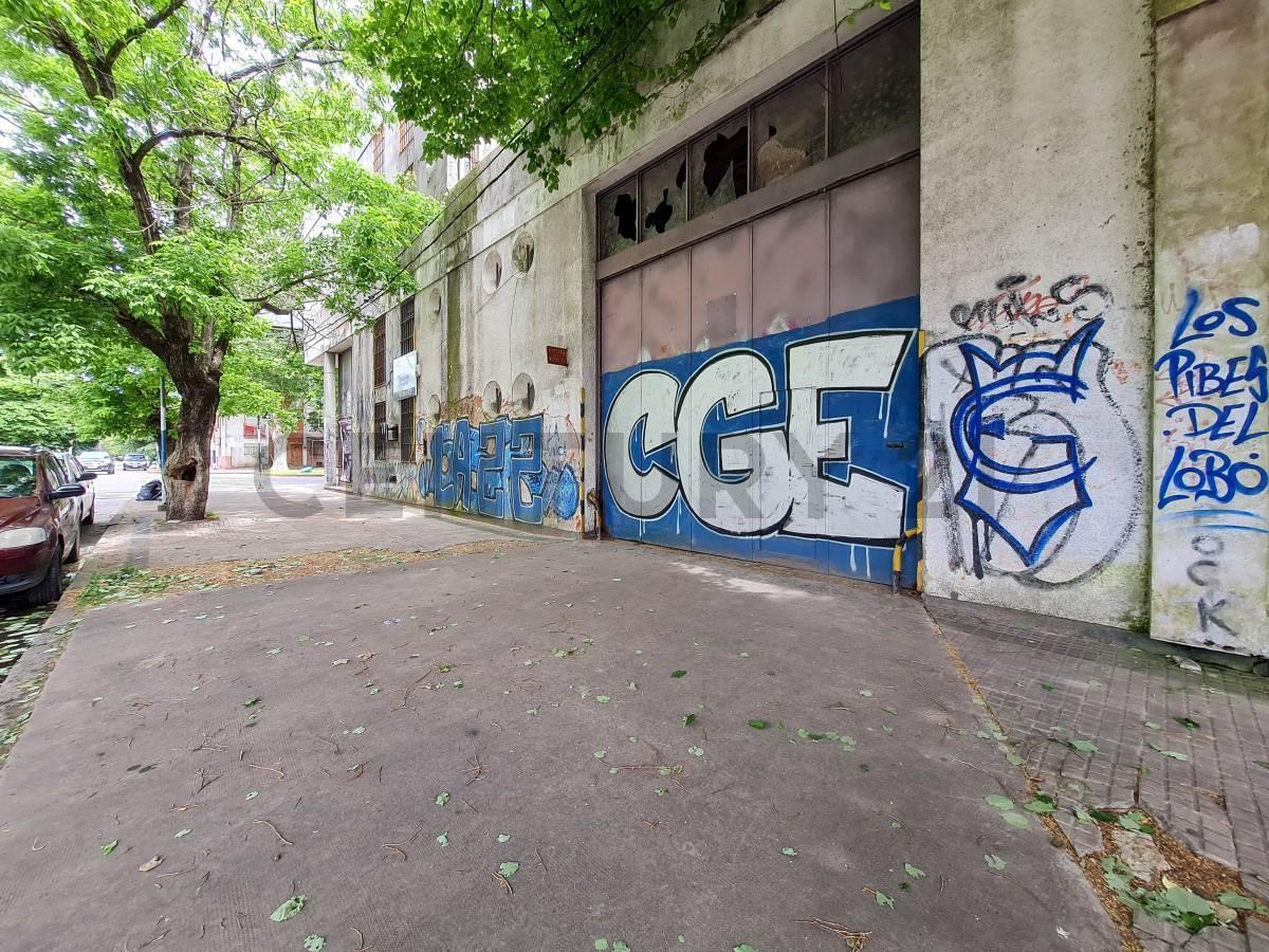 Foto de LOCAL COMERCIAL EN VENTA EN LA PLATA, imagen 2
